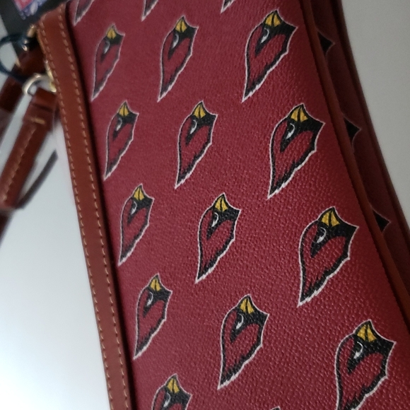 Dooney & Bourke bag NFL Arizona Cardinals slim wristlet, NEW red sea - Picture 11 of 15